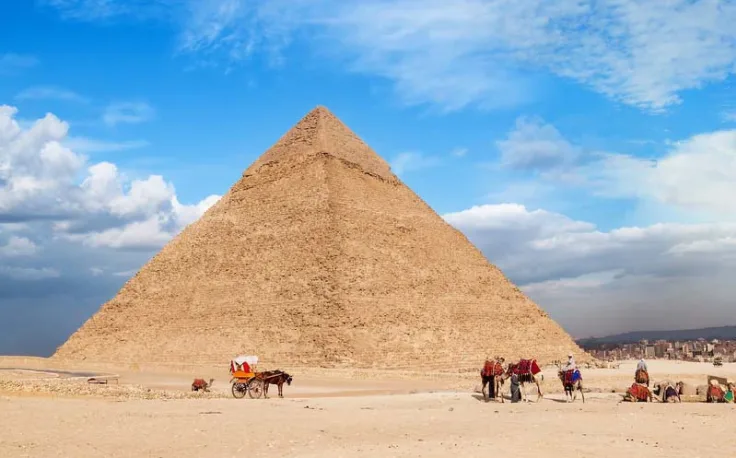 le piramidi di Giza, come passare la pasqua in egitto
