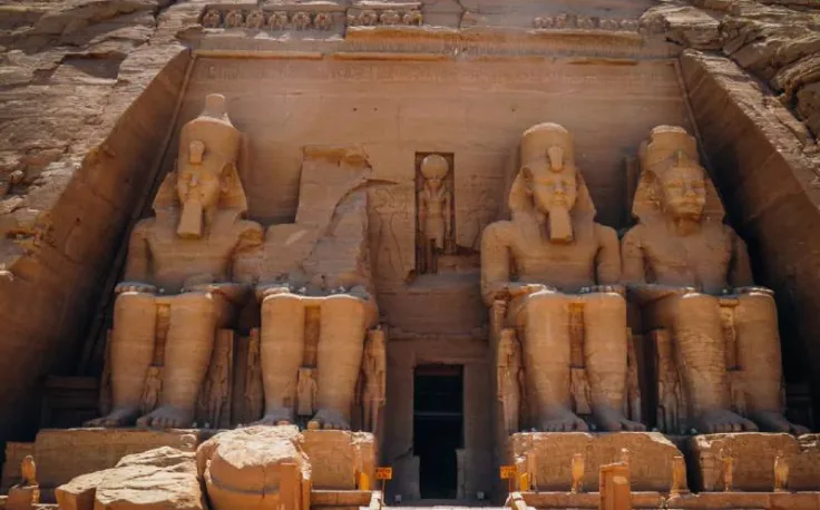 il tempio di abu simbel in egitto