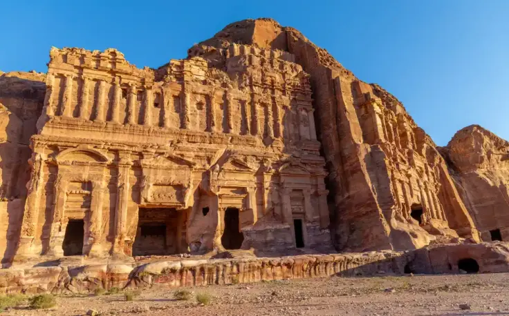 le tombe reali a petra, documenti per andare in giordania
