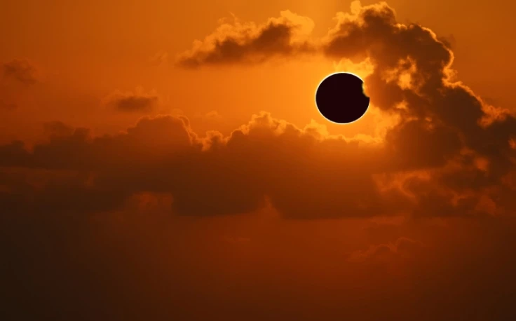Eclissi 2027, L'eclissi e le le nuvole
