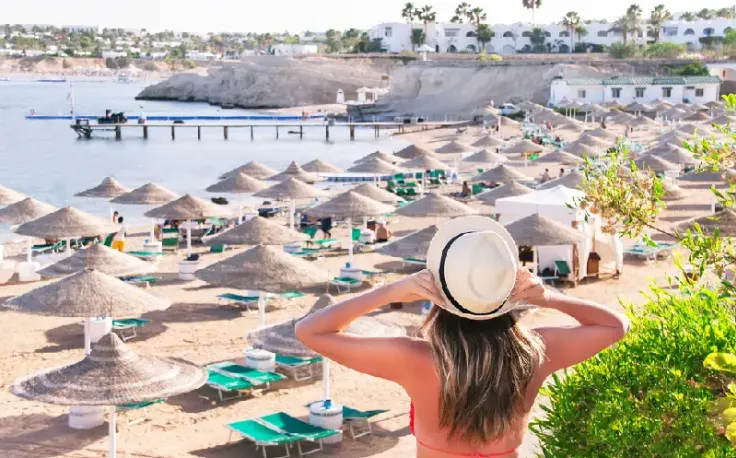 una donna a sharm, egitto posti da visitare
