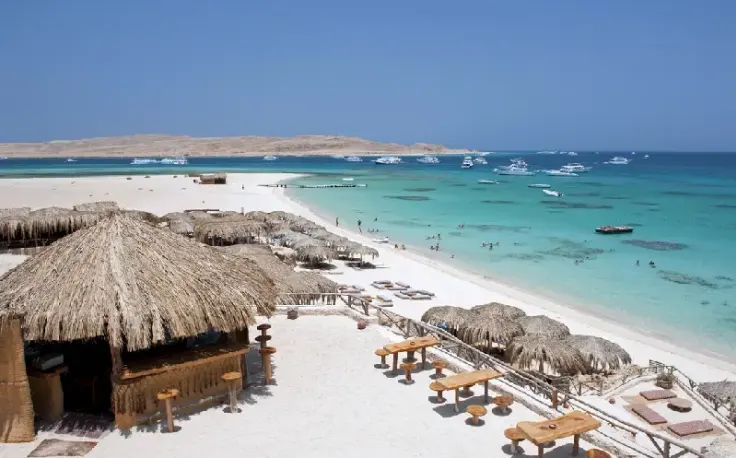 una donna a marsa alam, cose da fare in egitto