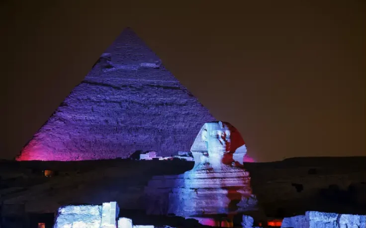la sfinge di notte illuminato , la grande sfinge