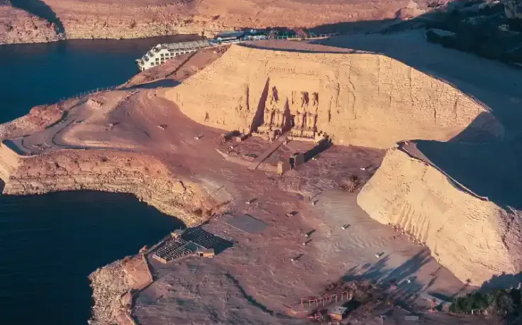il tempio abu simbel dopo il trafrerimento