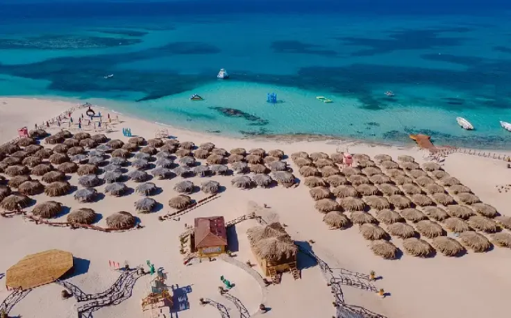 spiaggia di isola di giftun hurghada mar rosso , isola di giftun hurghada