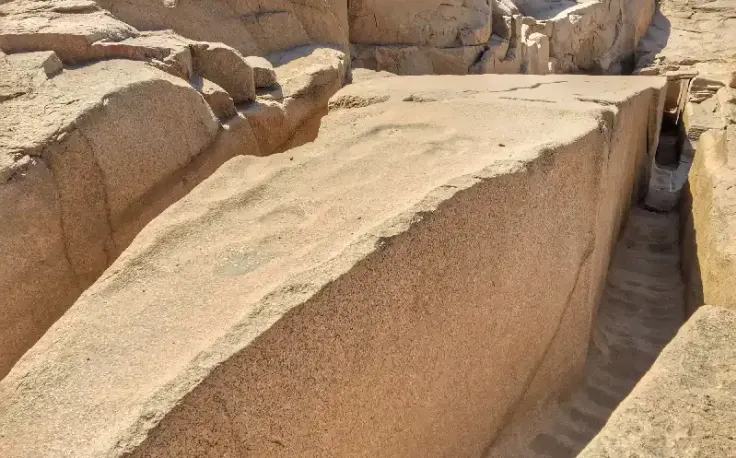 la cava di granite ad assuan, obelisco incompiuto