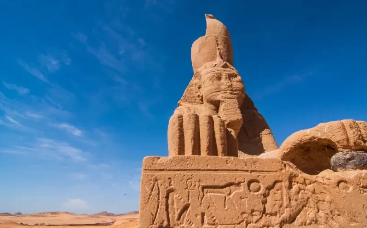 tempio di wadi es sebua ad Assuan , wadi es sebua