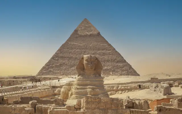 Demystifying the Pyramids: Your Guide to Giza Plateau