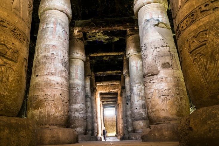 tomba di seti i,  Colonne cimiteriali internamente