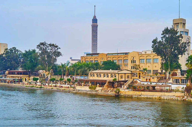 il nilo e la torre del cairo il nilo e la torre del cairo