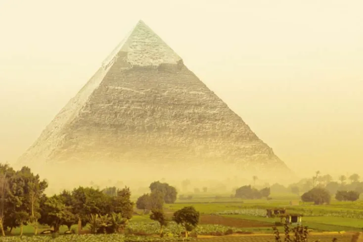 la piramide di chefren la piramide di chefren