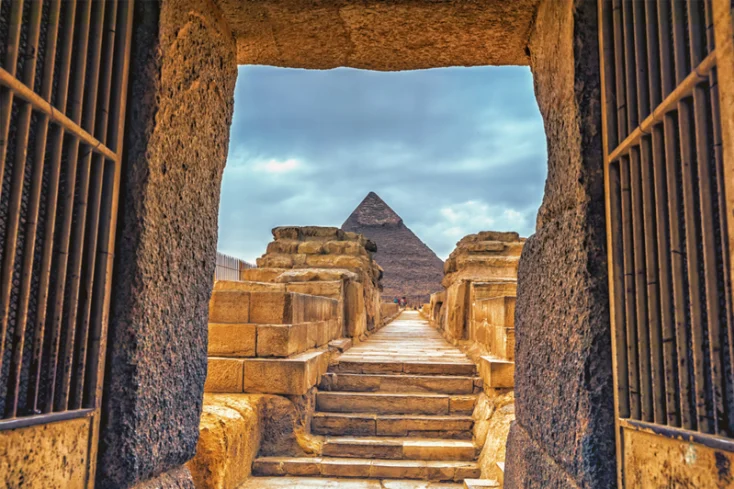 Il tempio della valle nella piana di Giza