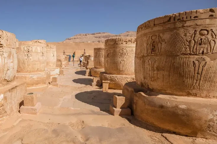 madinet habu, un tempio sacro