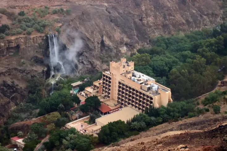 una vista panoramica di cascata a madaba, madaba giordania