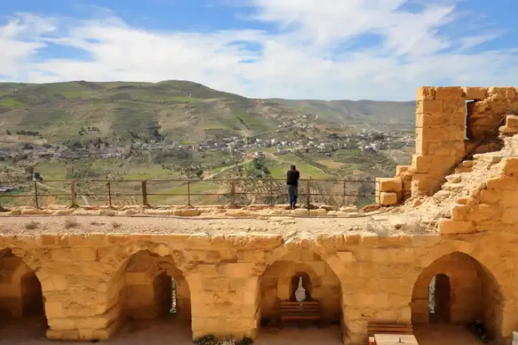 una vista dalla valle del castello kerak, Kerak una vista dalla valle del castello kerak, Kerak