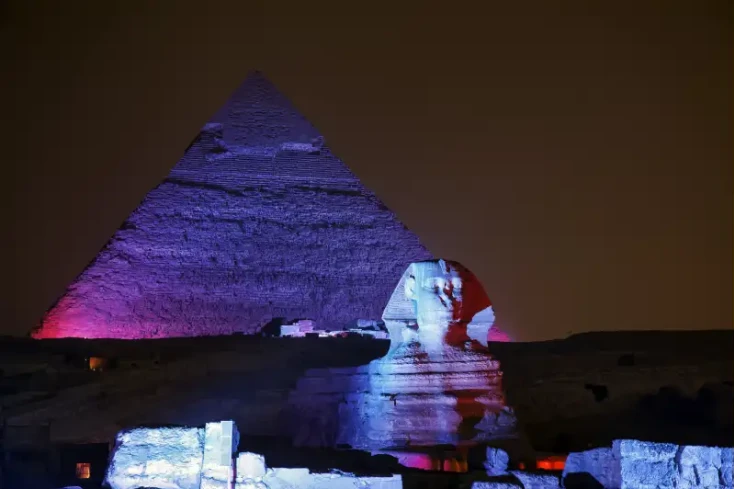 la sfinge di notte illuminato , la grande sfinge