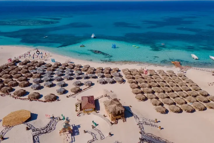 spiaggia di isola di giftun hurghada mar rosso , isola di giftun hurghada