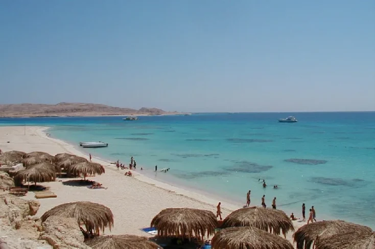 altra spiaggia a hurghada , isola di giftun hurghada