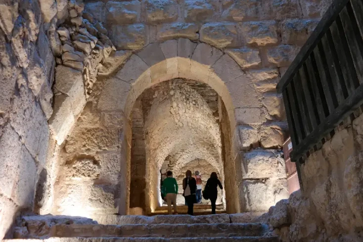 dentro il castello di ajloun , Ajloun