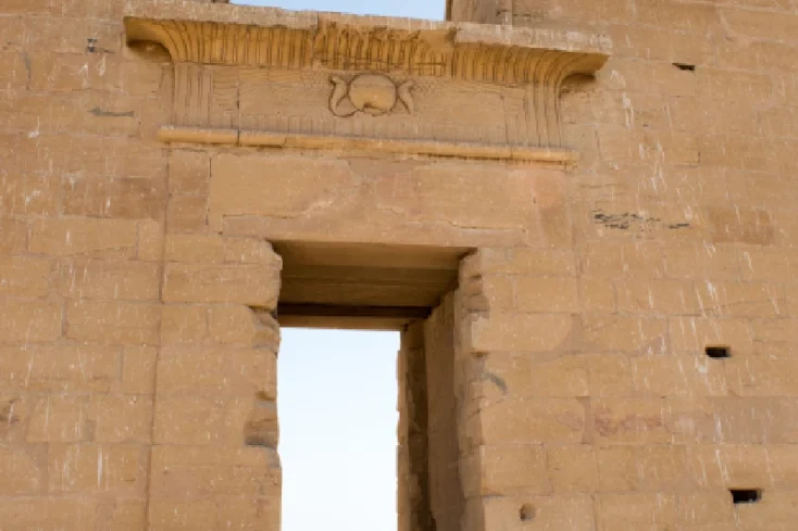 l'ingresso del tempio wadi es sebua a nubia , wadi es sebua
