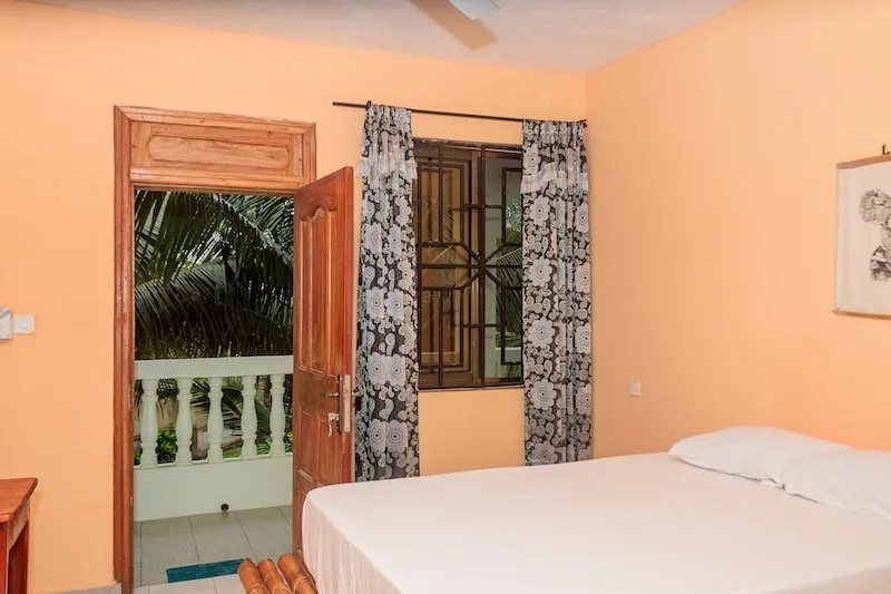 Sunny Room