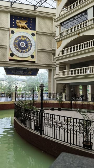 From Vadodara/Surat
