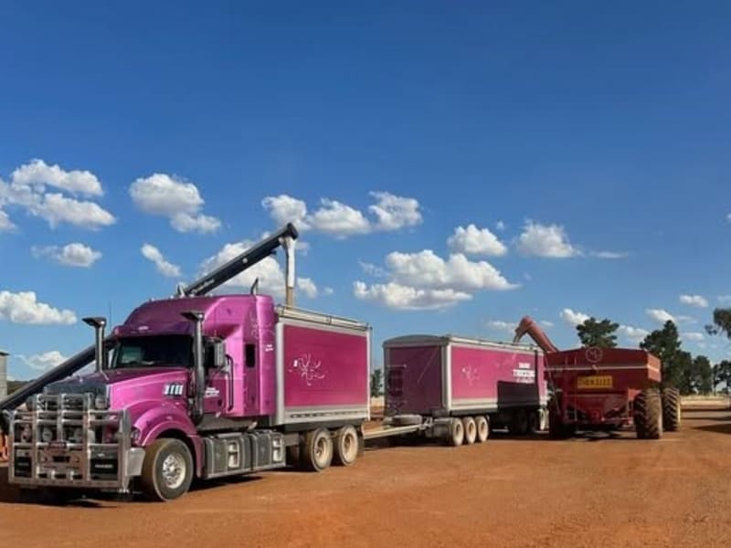 Mack Superliner Dan's Trucking