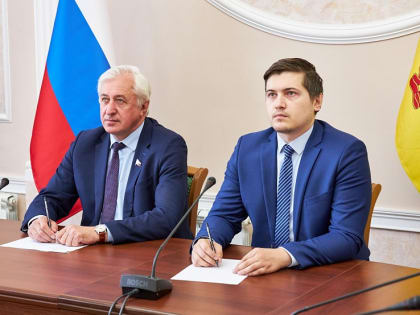 Александр Ломовцев поддерживает инициативу молодых парламентариев