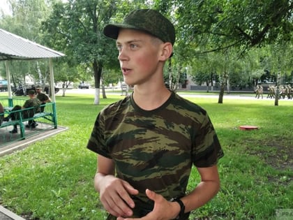 Участника сборов «Гвардеец 2023» наградили памятным знаком