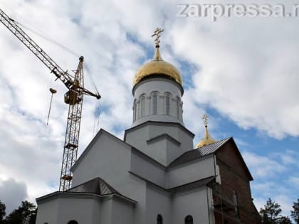 Храм достроить, военным помочь. Об итогах прошлого и планах на этот год рассказал благочинный Заречного Виктор Сторожев