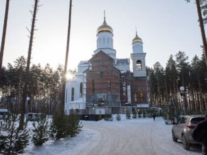 Мир Православия. О строительстве и приходской жизни Серафимовского храма в Заречном