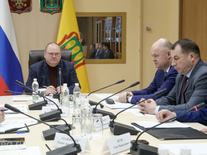 Губернатор поручил держать на контроле строительство спортплощадок по программе «Газпром – детям»