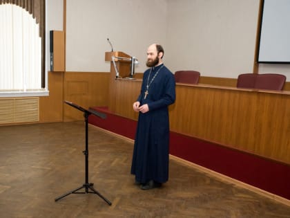 Хор духовенства поздравил курсантов Артиллерийского института с Рождеством Христовым