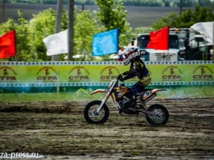Пензенцы взяли «золото» первого этапа чемпионата России по мотокроссу