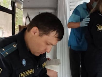 В Пензе судебные приставы поучаствовали в донорской акции и сдали более 10 литров крови
