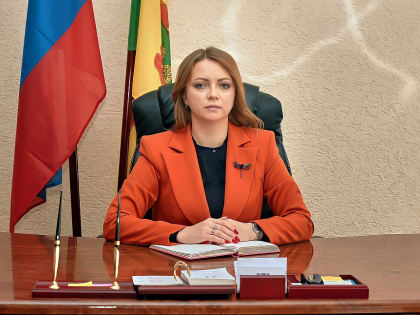 Поздравление Главы  Камешкирского района Ольги Беляниной с Днем работников дорожного хозяйства