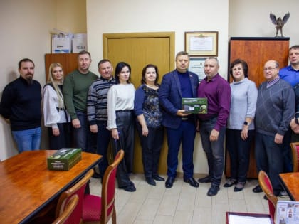 Алексей Петров и Алексей Иванов организовали закупку и отправку бойцам СВО приборов ночного видения