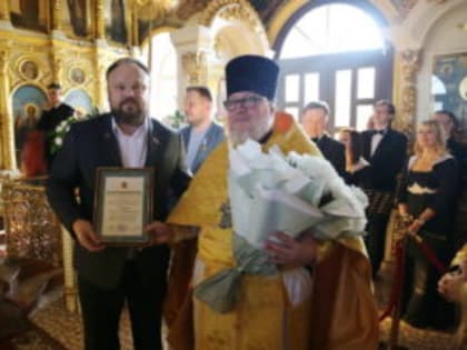 Торжественное богослужение в Казанском храме города Кузнецка