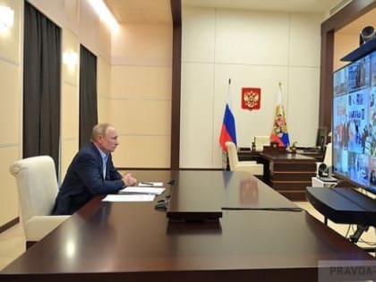 Путин: Волонтеры, социально ориентированные НКО объединились