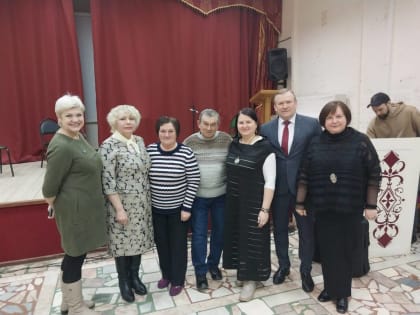 В санатории имени Володарского состоялась праздничная встреча с эвакуированными жителями Донбасса.