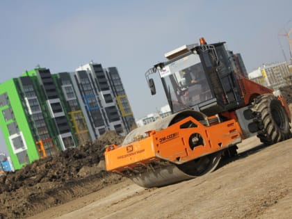 Глава пензенского Минстроя проверил ход строительства дорог в Спутнике