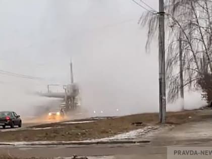 Пензенцы обсуждают видео с фонтанирующей трубой на Шуисте