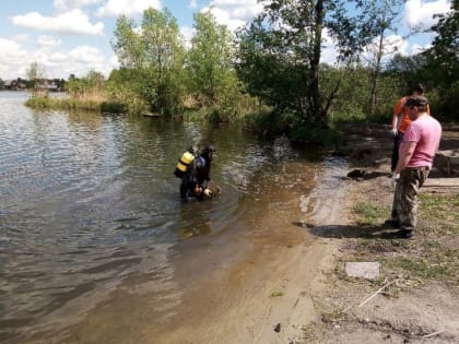 В Пензе водолазы обследовали дно городских водоемов