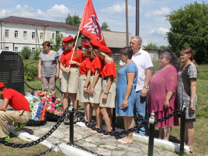 В Башмаковском районе прошла Военно-патриотическая акция «Горсть памяти»