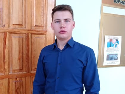 Андрей Глухов отметил вклад парламентариев в демократизацию страны