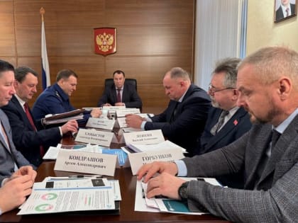 Сергей Щёткин провел совещание по вопросам противодействия информационным угрозам, в том числе преступлениям, совершаемым посредством телефонной и интернет-связи