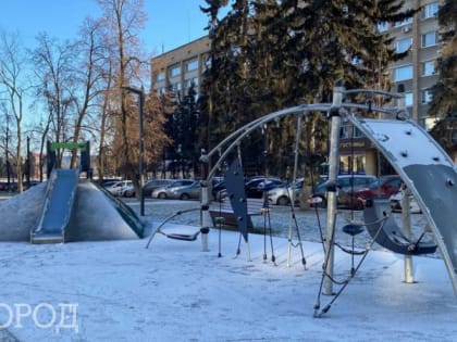 В Заречном завершилось обновление баскетбольной площадки в 18 микрорайоне
