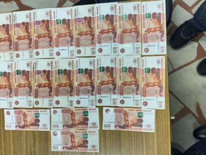 В Пензенской области главврача задержали за крупную взятку с поличным