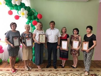 Октябрьский район: Александр Стрельников поблагодарил коллектив детского сада