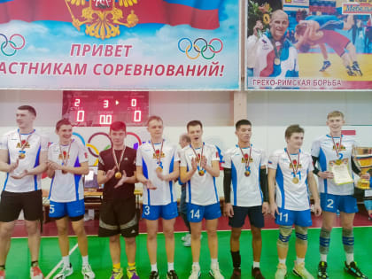 В Кузнецке прошел турнир по волейболу памяти Владимира Военкова